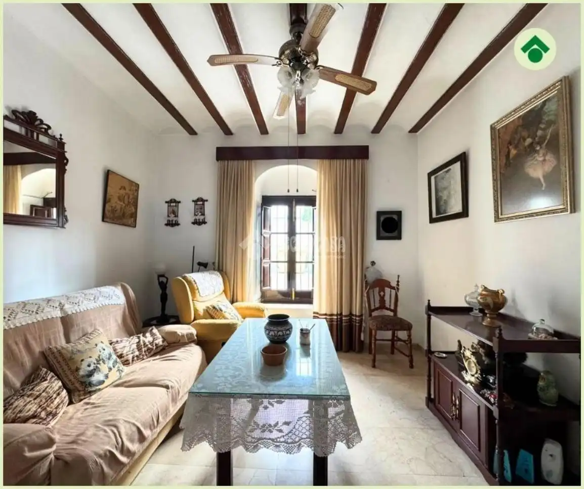Sala de estar de Casa o chalet en venta en Las Cabezas de San Juan con Terraza y Balcón