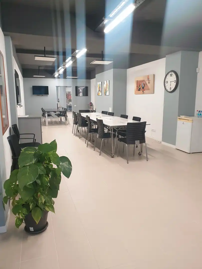 Local en venta en Carrer de la Pubilla Casas, Can Vidalet