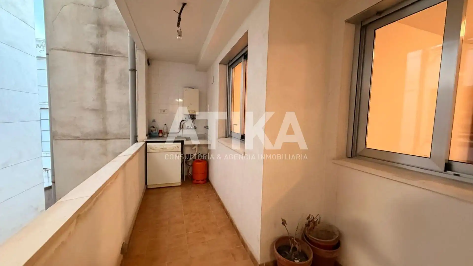 Kitchen of Flat for sale in Ontinyent  with Air Conditioner, Heating and Storage room