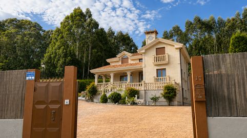 Foto 3 de Casa o xalet en venda a Rúa Melchor de Velasco, 17, Oseiro, Arteixo