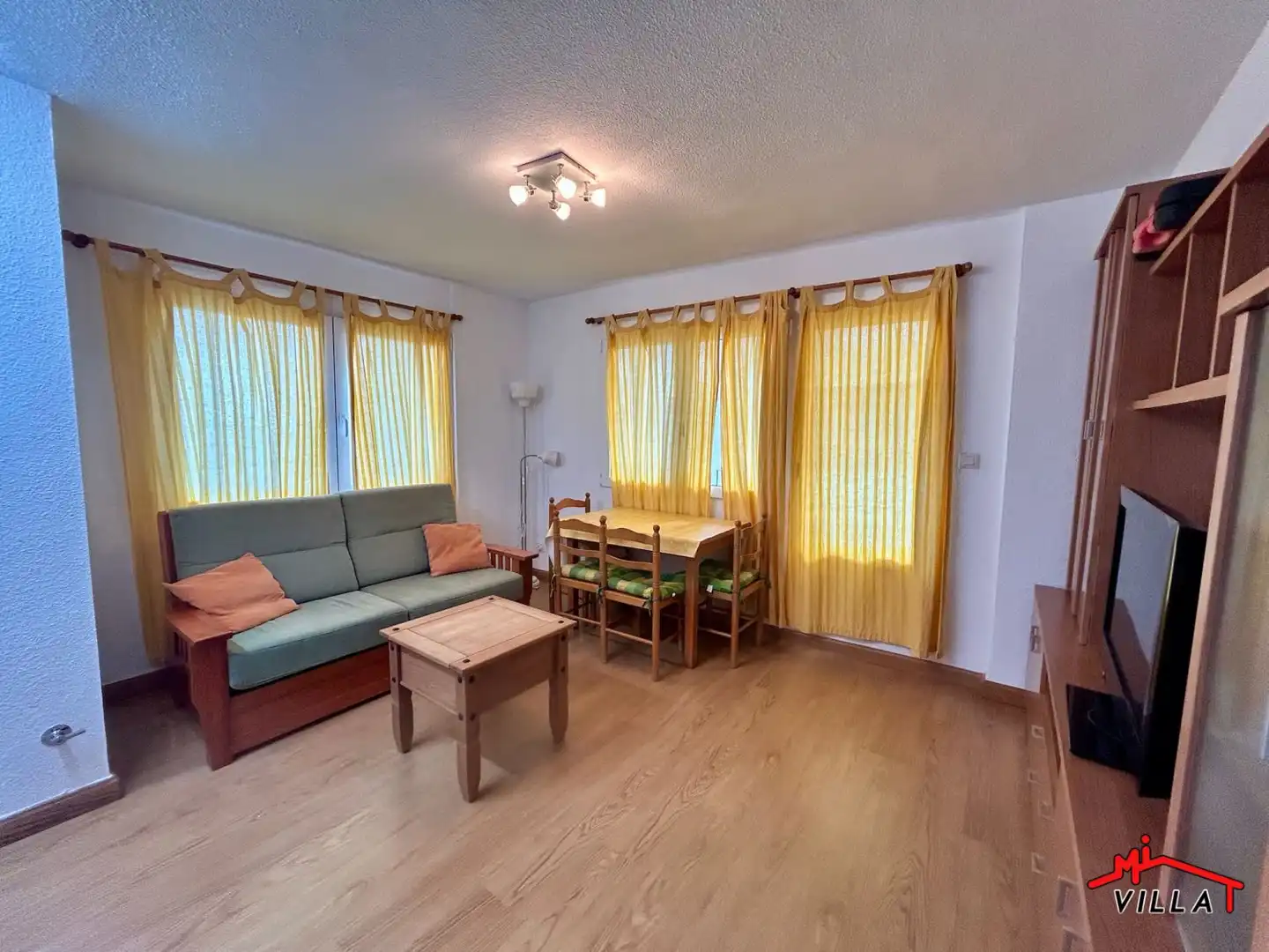Wohnzimmer von Wohnung zum Verkauf in Laredo mit Heizung und Terrasse