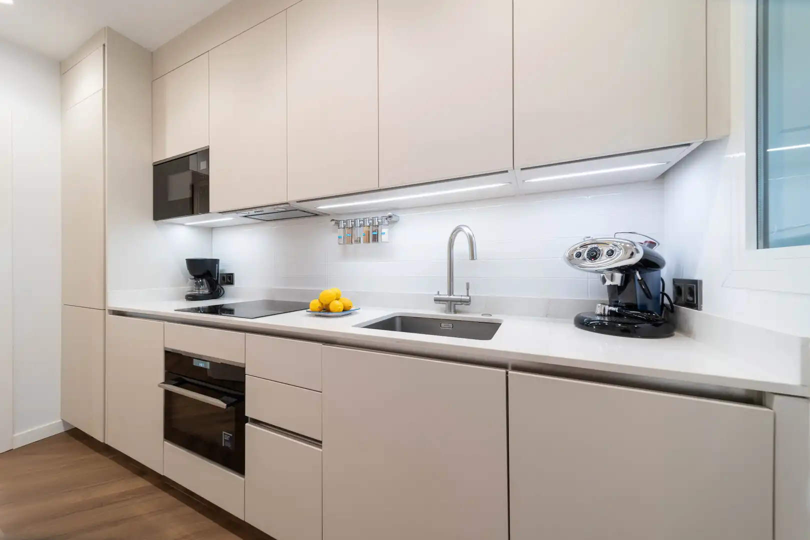 Penthouse with balcony for sale in Nueva Andalucía, imagen 12