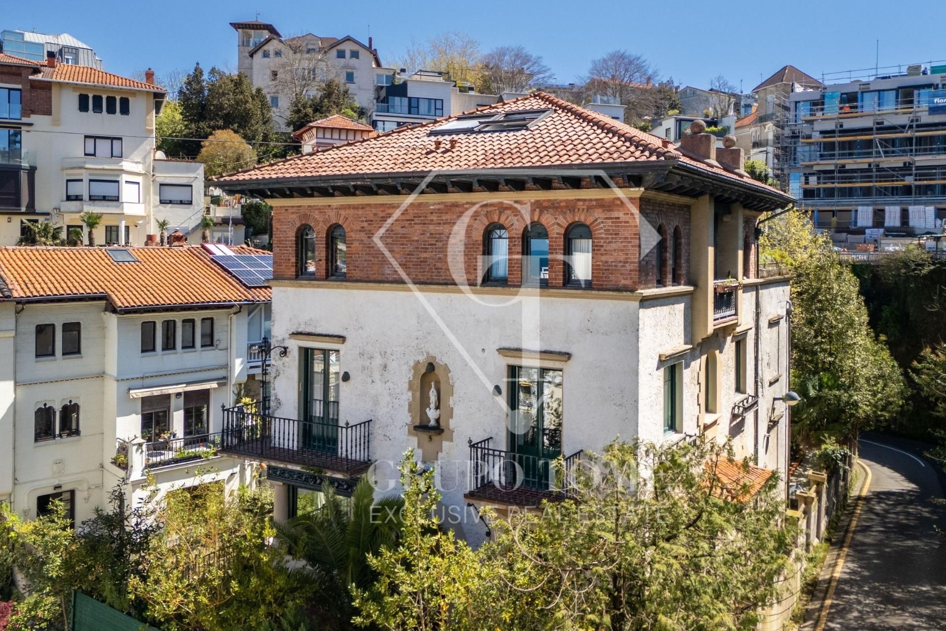 Vista exterior de Casa o chalet en venta en Donostia - San Sebastián  con Calefacción, Jardín privado y Terraza