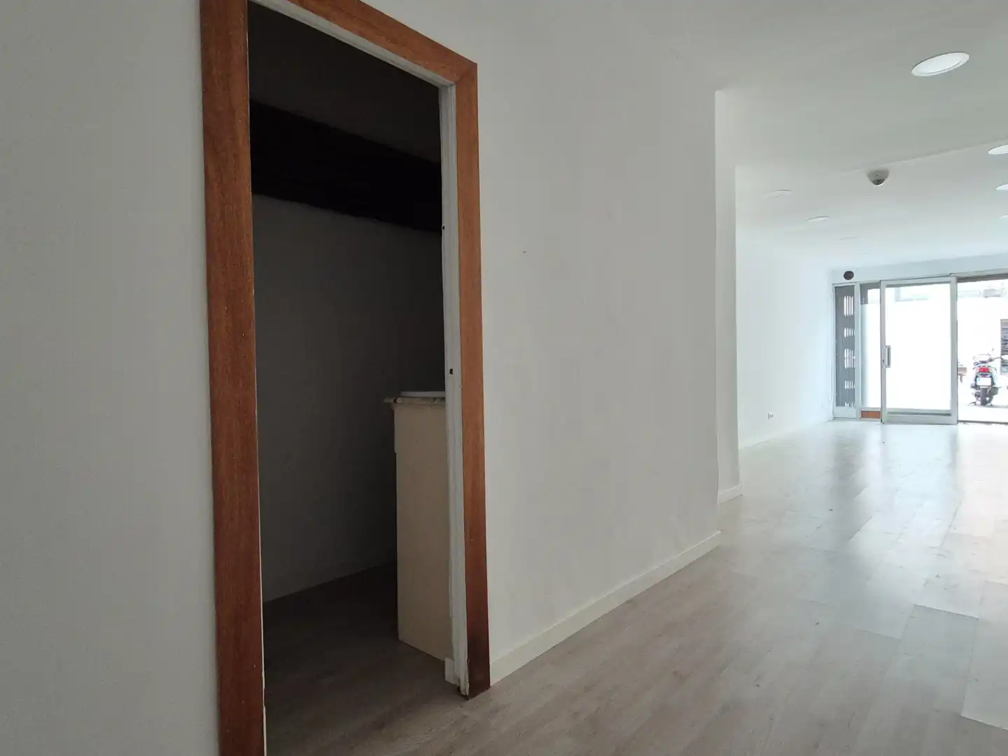 Geschaftsraum zur Miete in Barcelona mit Parkett