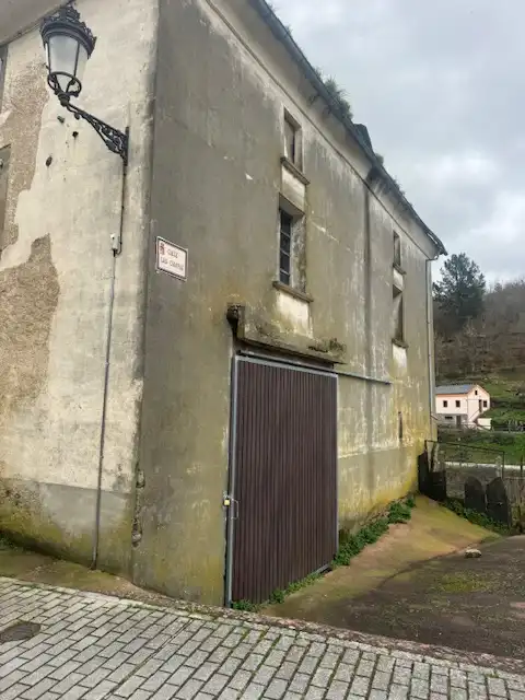 Vista exterior de Finca rústica en venda en Grandas de Salime amb Jardí privat i Balcó