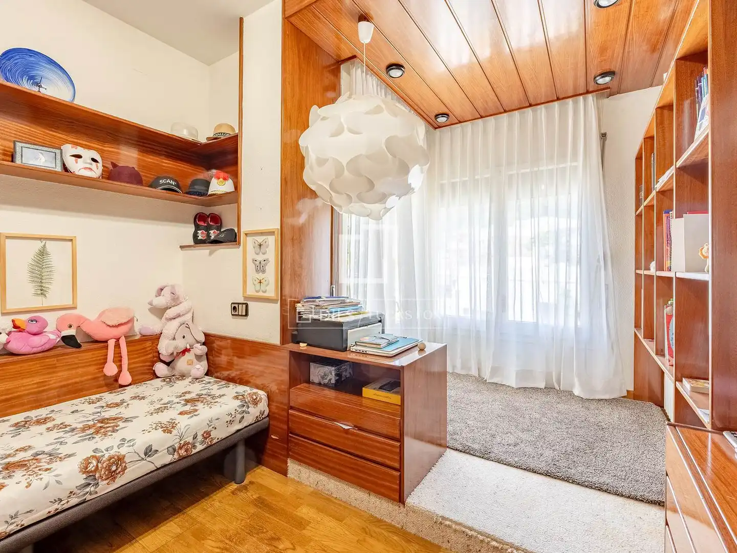 Bedroom of Houses for sale in Sant Just Desvern  with Air Conditioner, Private garden and Terrace