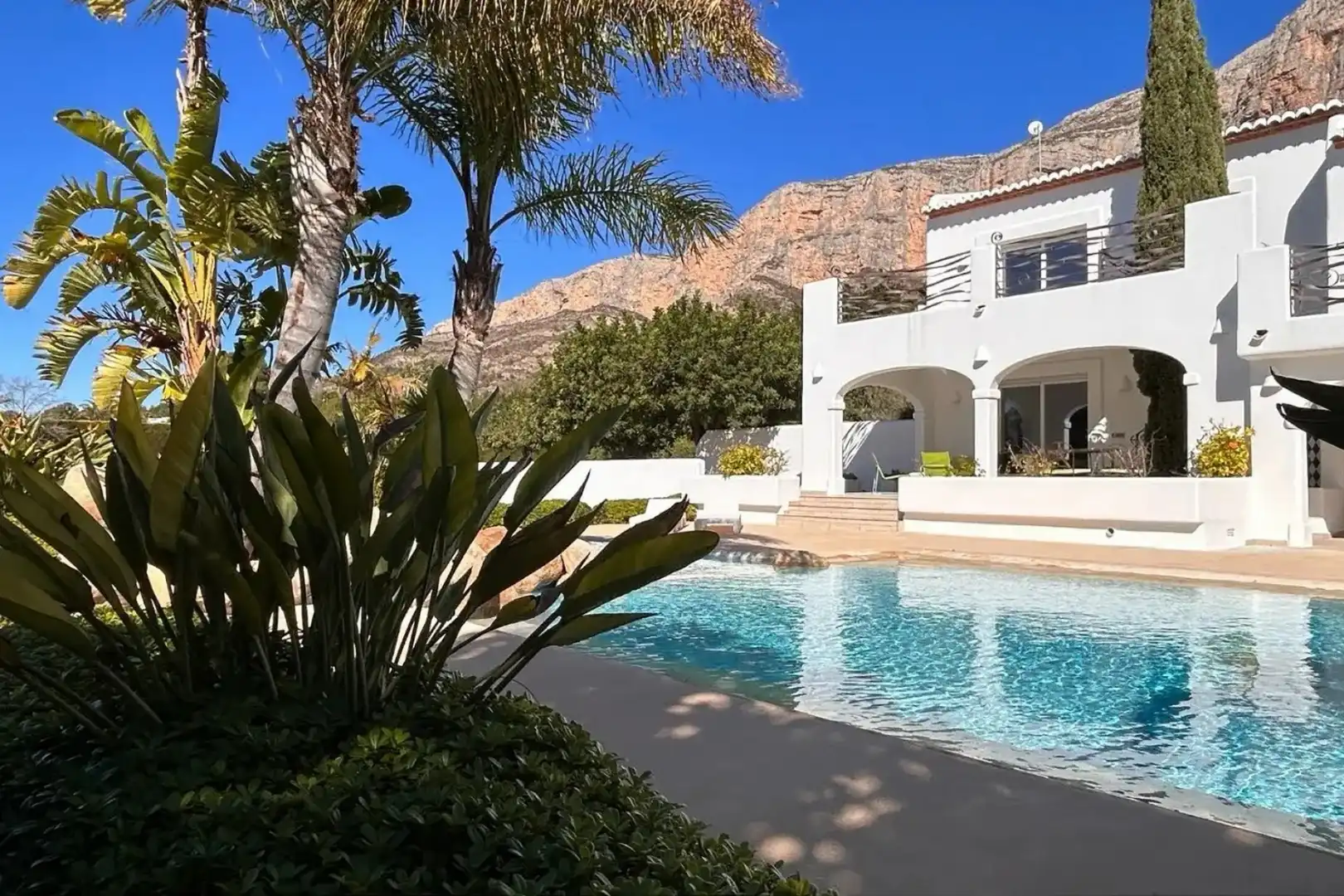 Vista exterior de Casa o xalet en venda en Jávea / Xàbia amb Calefacció, Jardí privat i Piscina