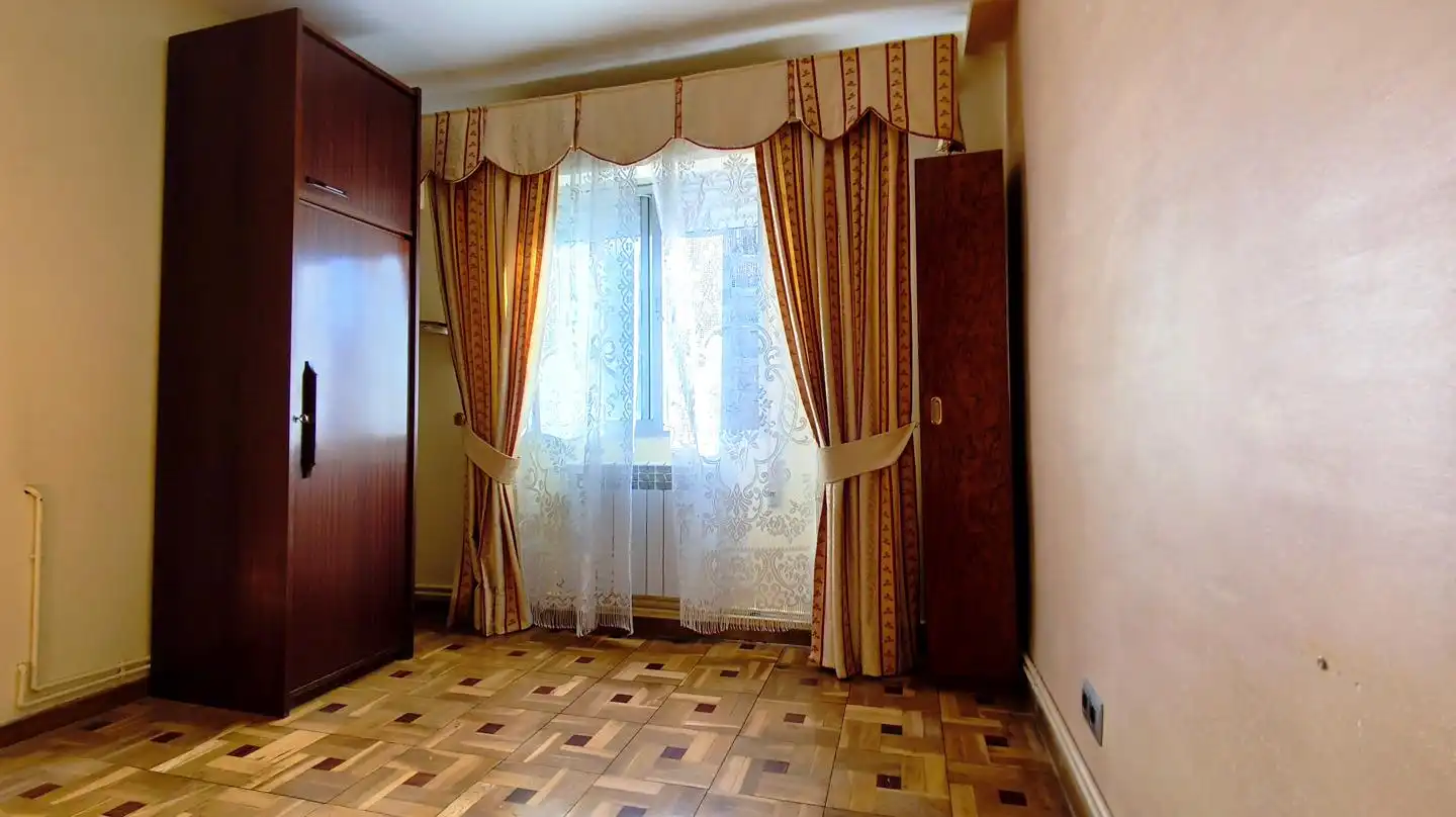 Bedroom of Flat for rent in Madrid