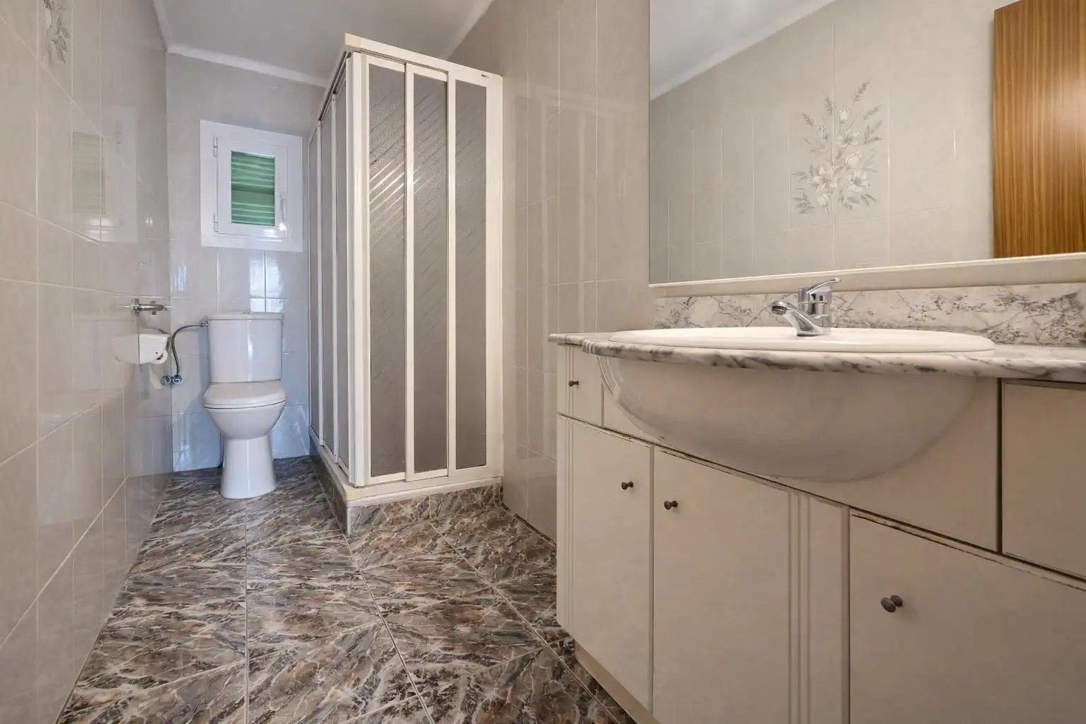 Bathroom of Ground floor for sale in Inca  with Terrace and Storage room