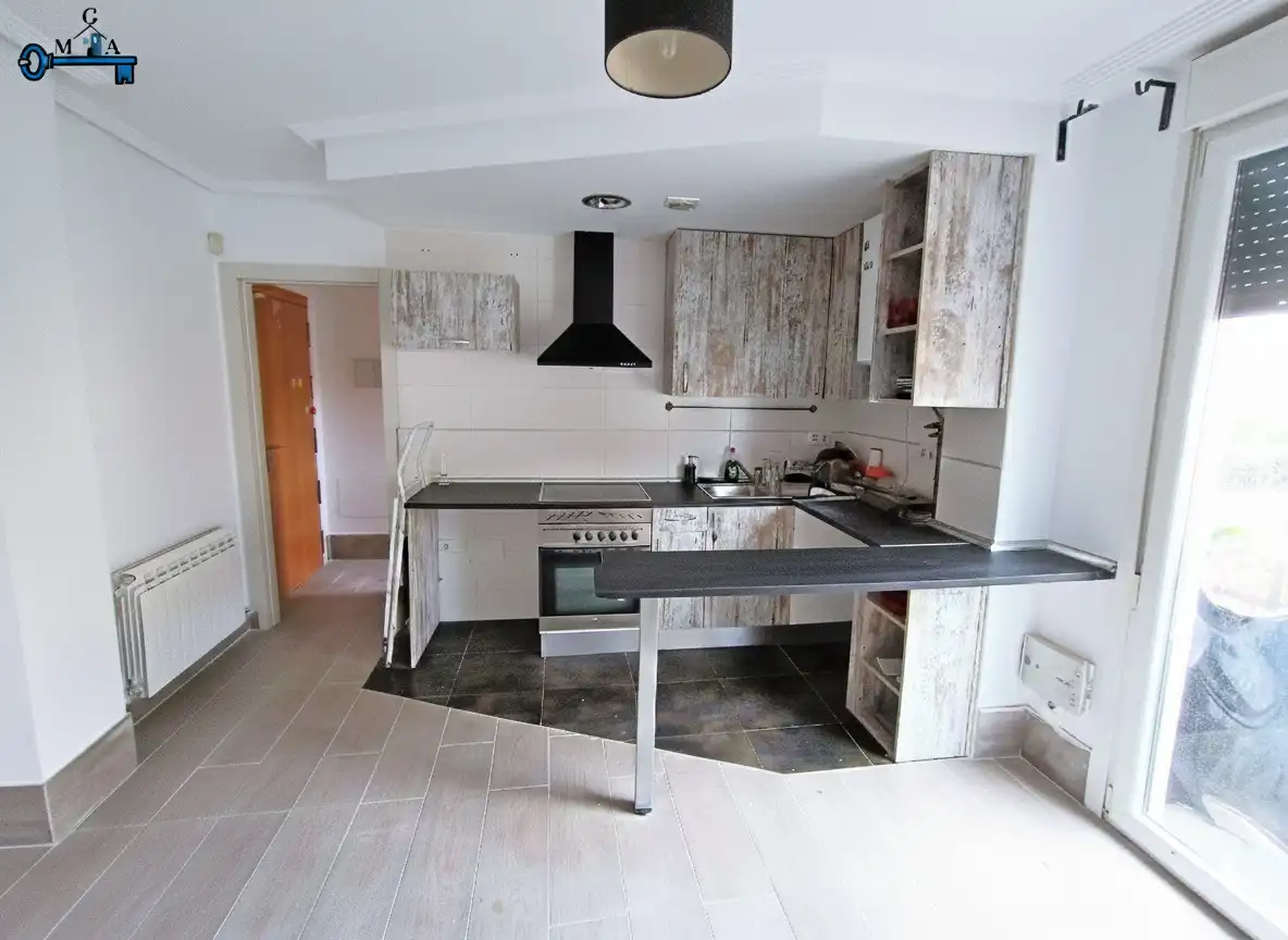 Kitchen of Duplexes for rent in Numancia de la Sagra  with Air Conditioner, Oven and Washing machine