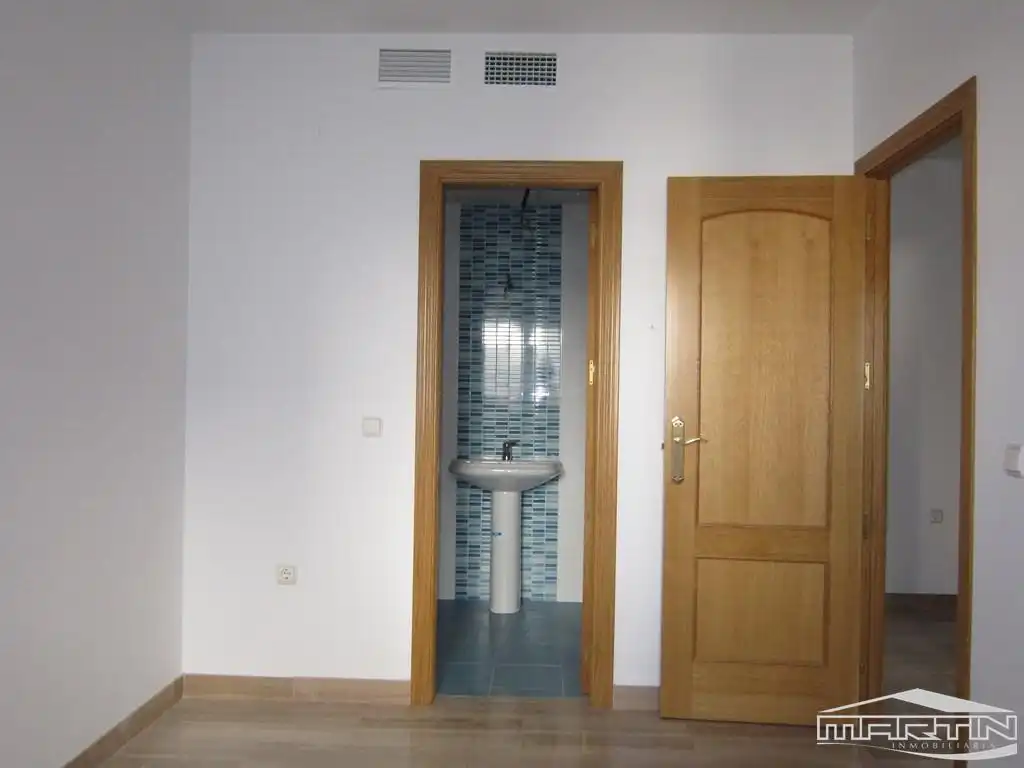 Baño de Piso de alquiler en Lucena con Trastero