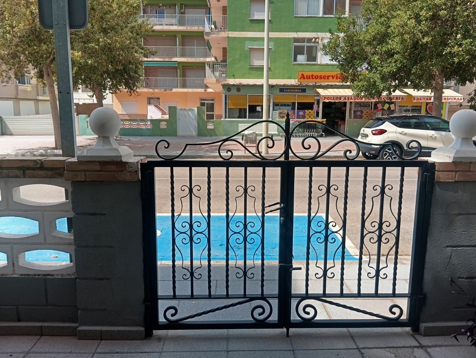 Swimming pool of Planta baja for sale in Bellreguard  with Air Conditioner, Heating and Private garden