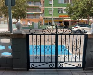 Piscina de Planta baixa en venda en Bellreguard amb Aire condicionat, Calefacció i Jardí privat