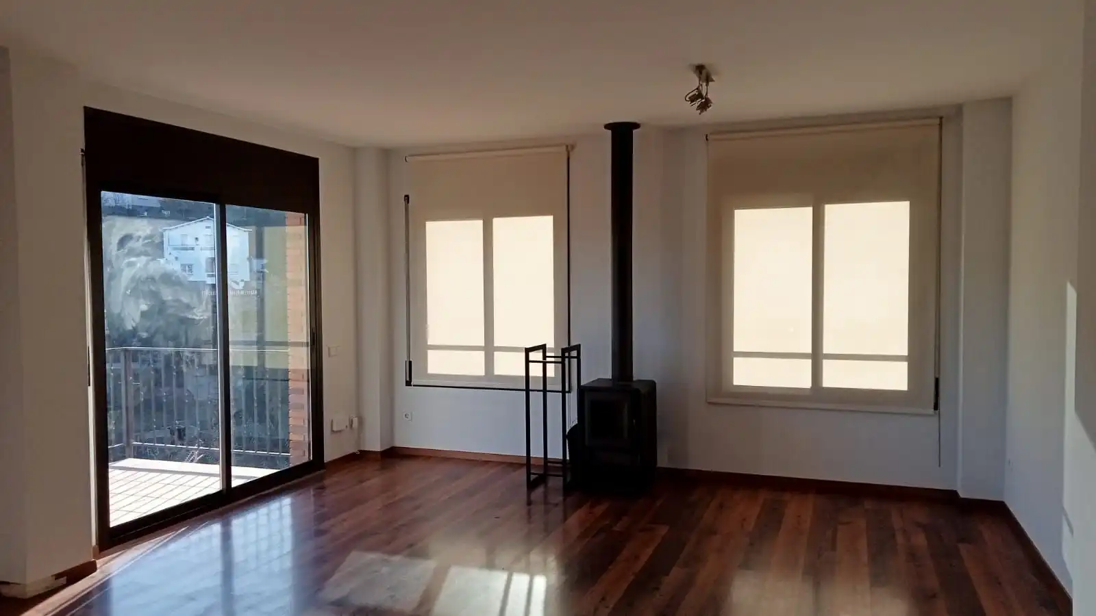 Living room of Houses for rent in Sant Cugat del Vallès  with Air Conditioner, Heating and Parquet flooring