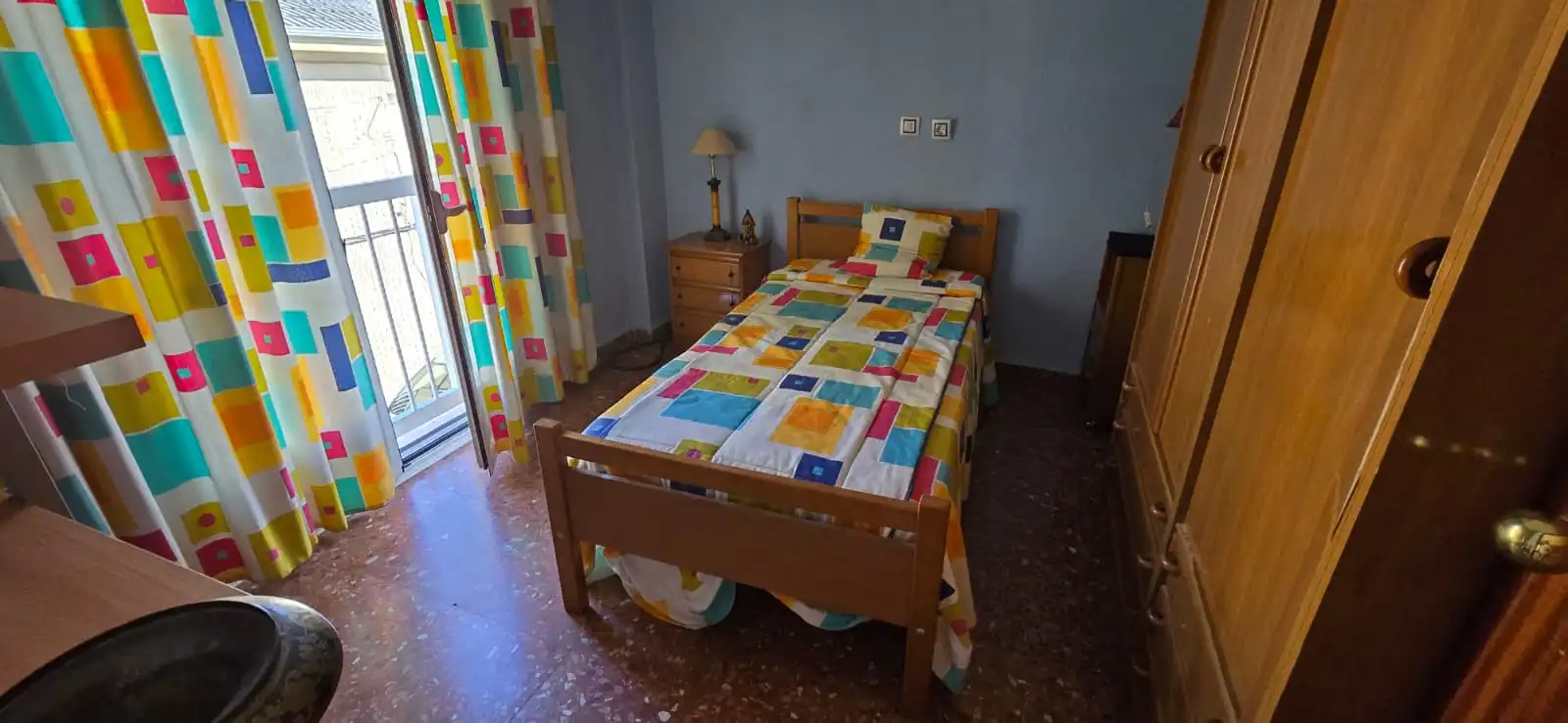 Dormitori de Pis en venda en Úbeda amb Aire condicionat, Moblat i Balcó