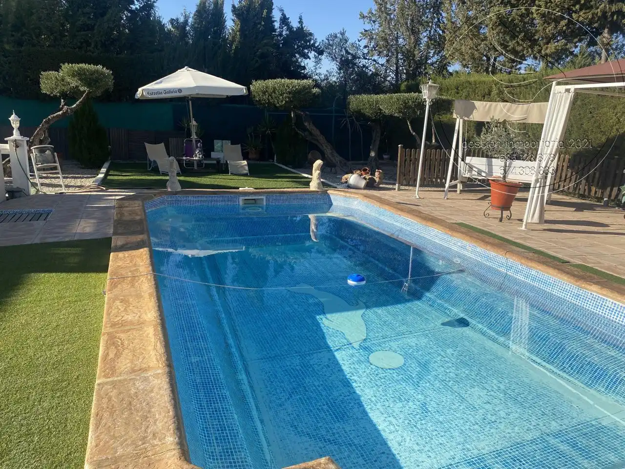 Piscina de Planta baja en venta en Guarromán con Aire acondicionado