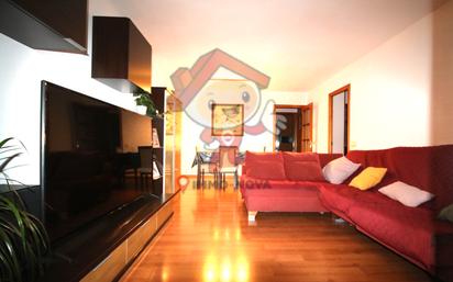 Living room of Flat for sale in Mataró  with Air Conditioner, Heating and Parquet flooring