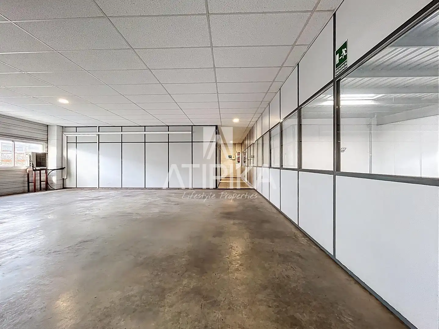 Nave industrial de alquiler en Castelldefels