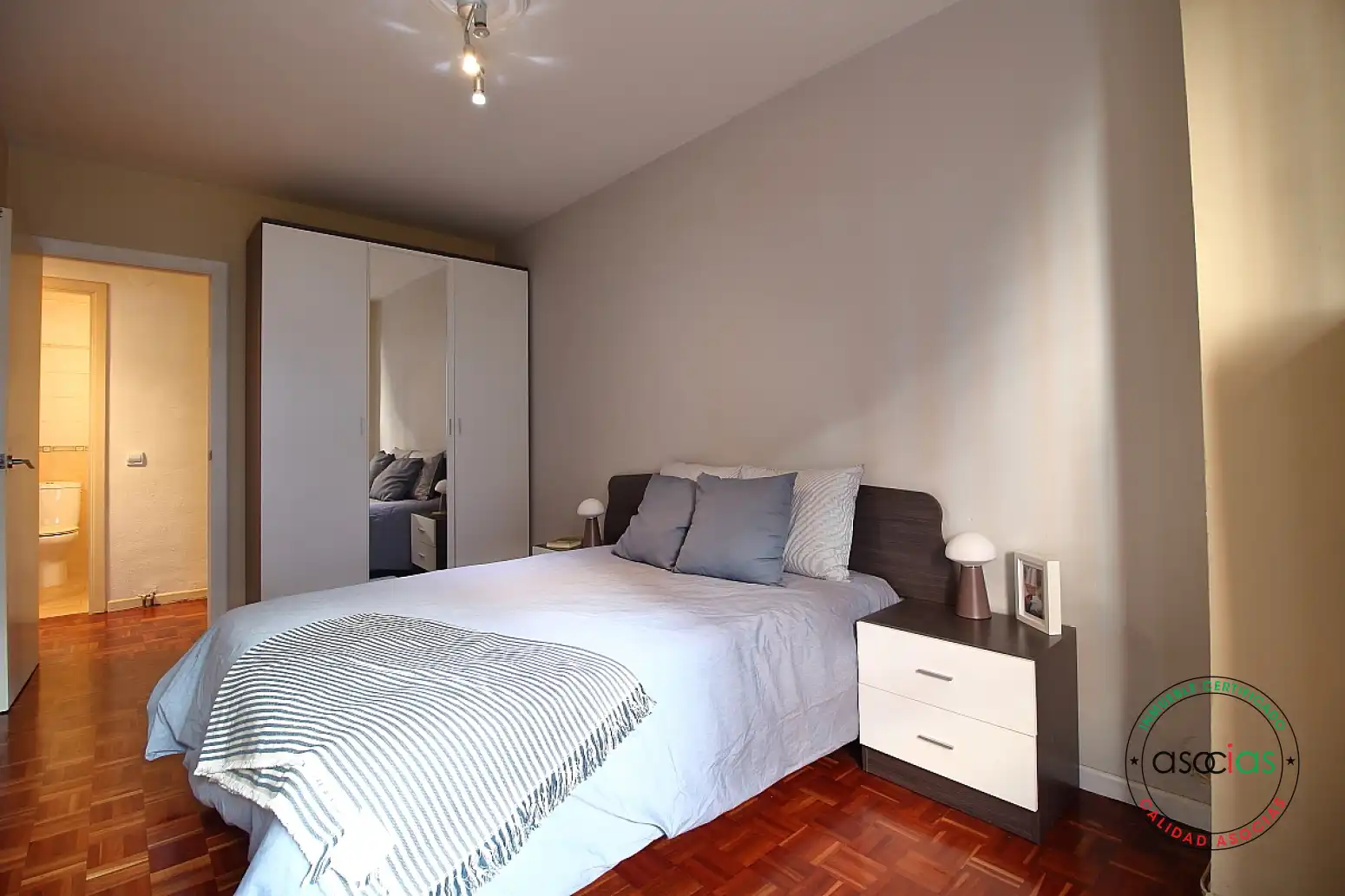 Bedroom of Flat for sale in Este