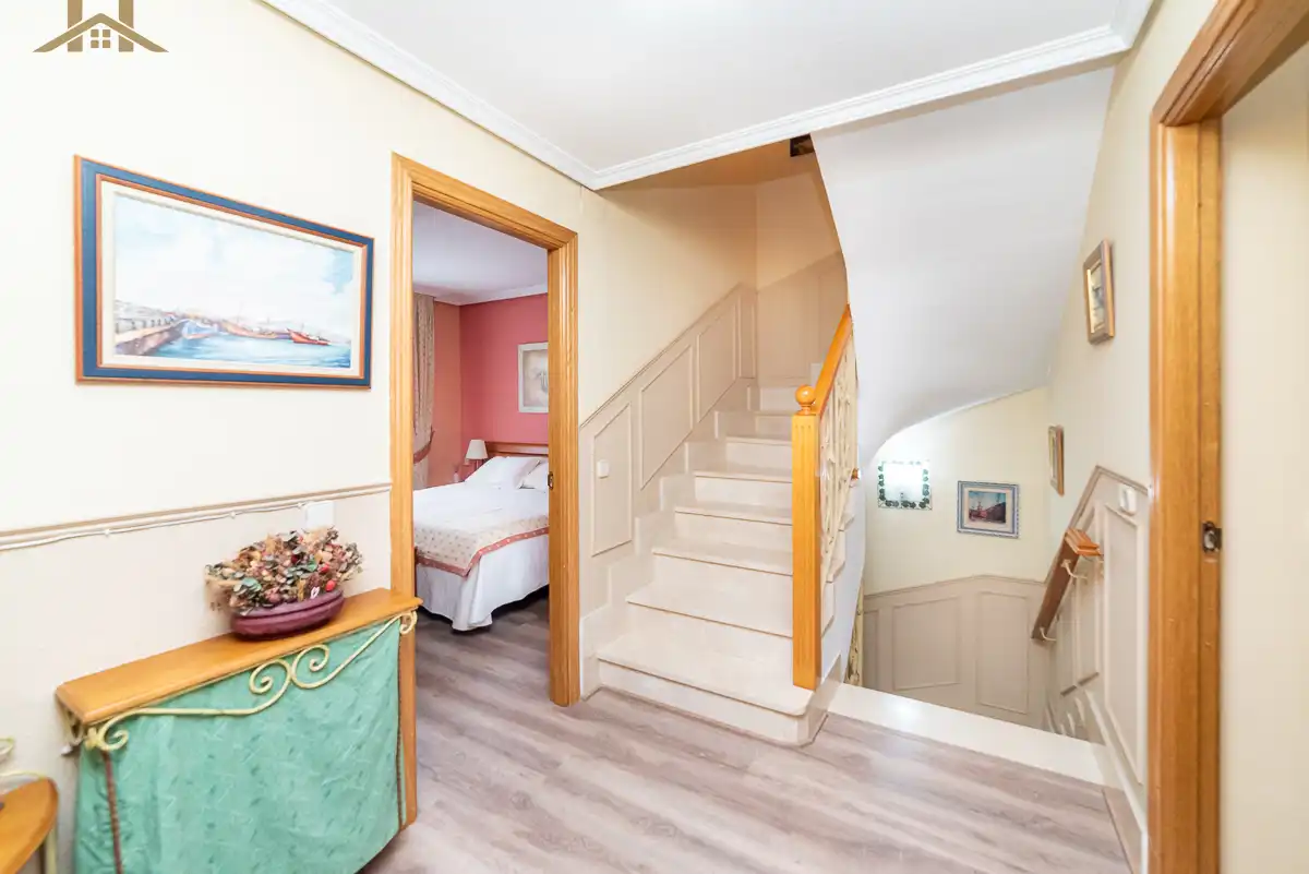 Casa adosada en venta en Boadilla del Monte con Aire acondicionado, Calefacción y Jardín privado