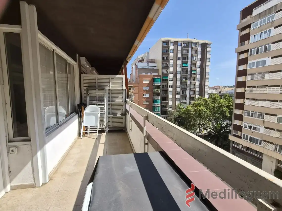 Pis amb terrassa en venda a Carrer de València, imagen 2
