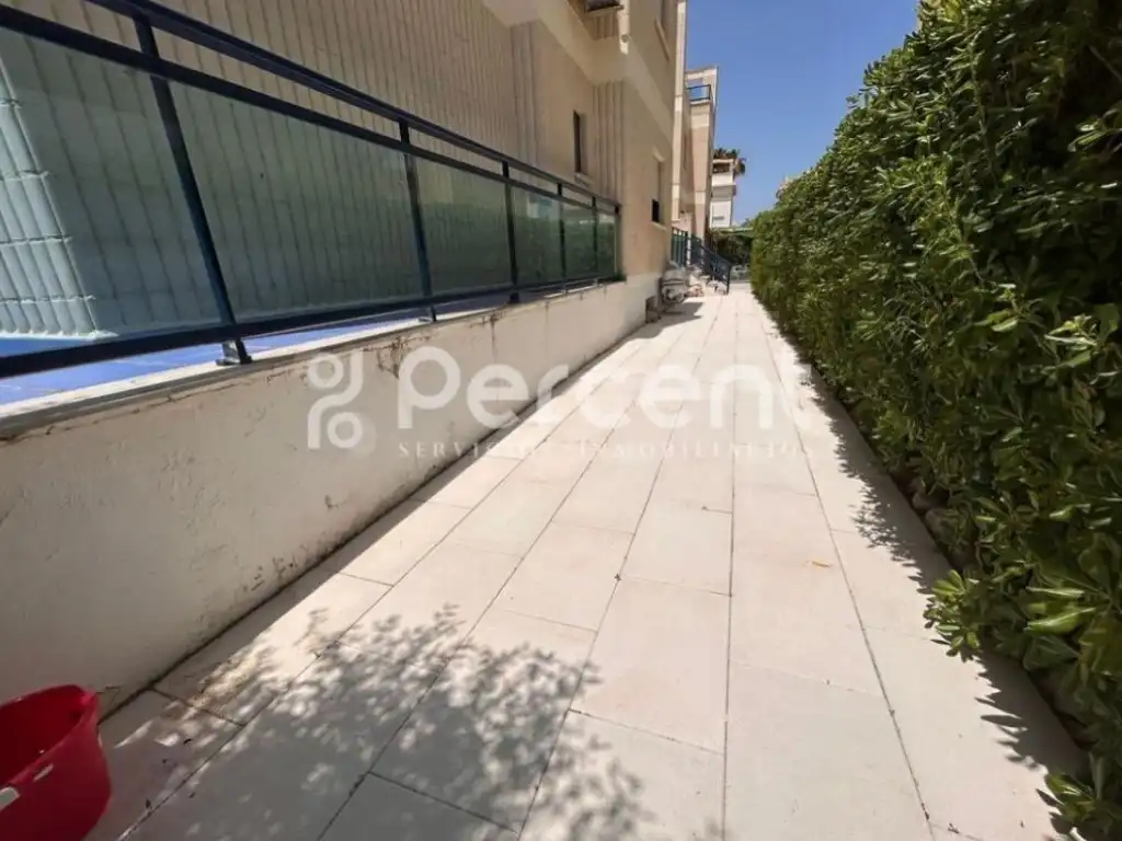 Vista exterior de Planta baixa en venda en Xeraco amb Aire condicionat, Calefacció i Jardí privat