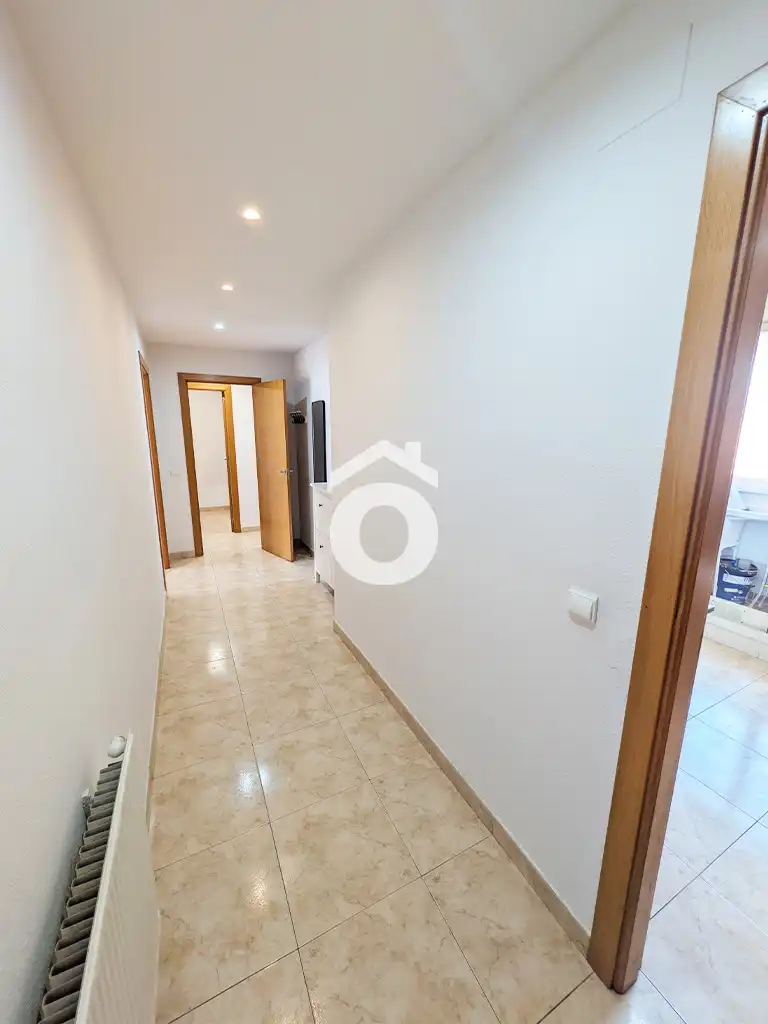 Flat for rent in Carrer Josep Pla, Martorell