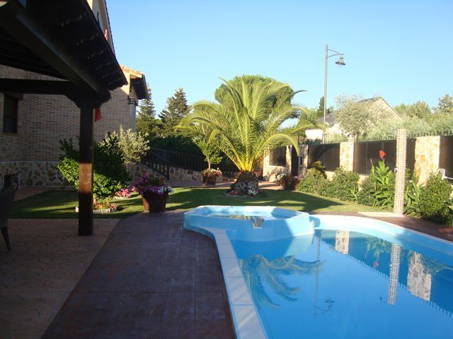 Flat to share in Castillo Campodón