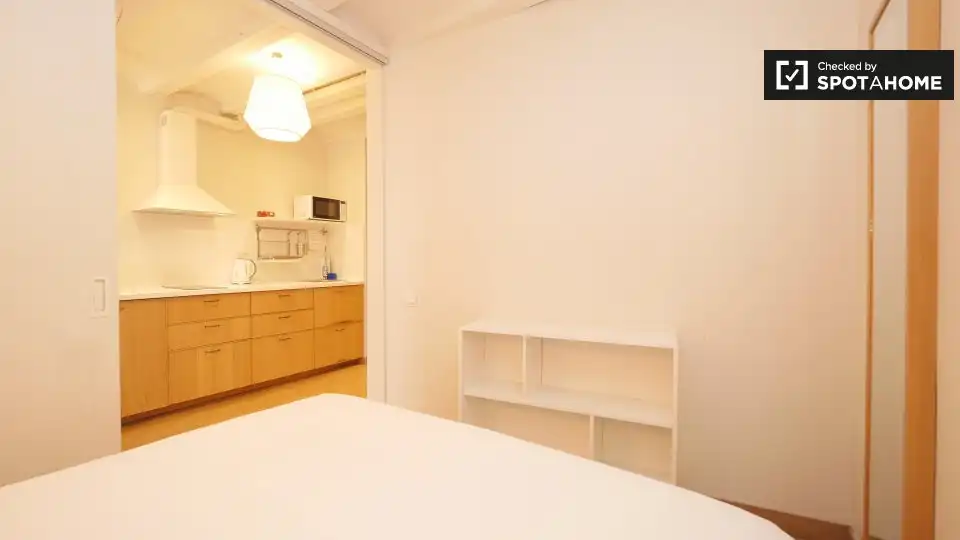 Piso con terraza en alquiler en Ciutat Vella, imagen 13