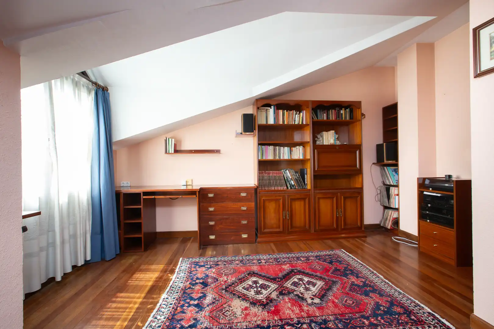 Bedroom of Flat for sale in Bilbao   with Air Conditioner, Heating and Parquet flooring