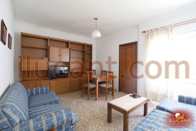 Piso en Venta en Campoamor