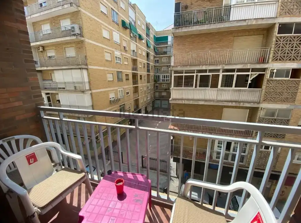 Terrasse von Wohnung zur Miete in Granada mit Heizung, Möbliert und Ofen