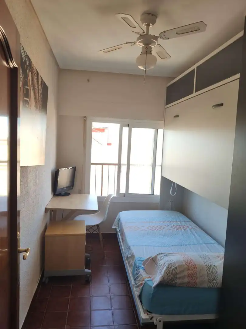 Habitación en El Cabanyal - El Canyamelar