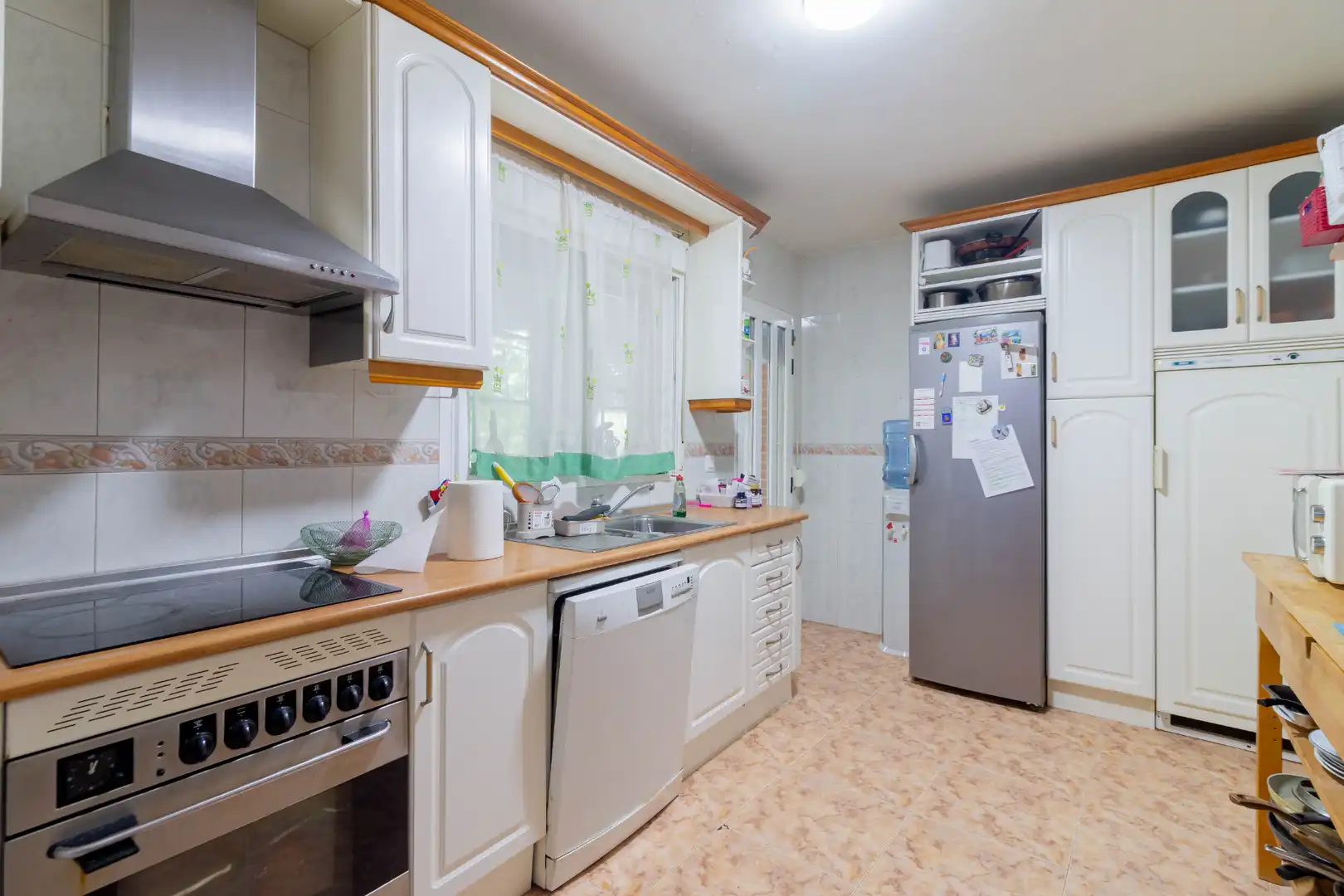 Cocina de Casa o chalet en venta en Nuevo Baztán con Aire acondicionado, Calefacción y Jardín privado