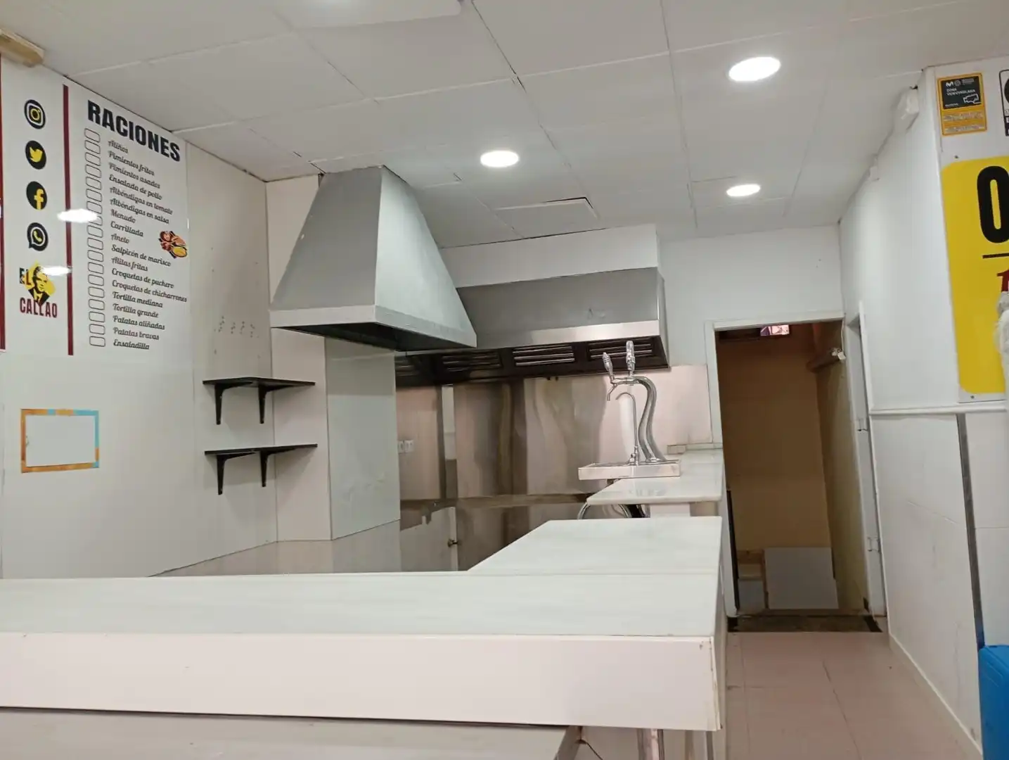 Cocina de Local en venta en Cádiz