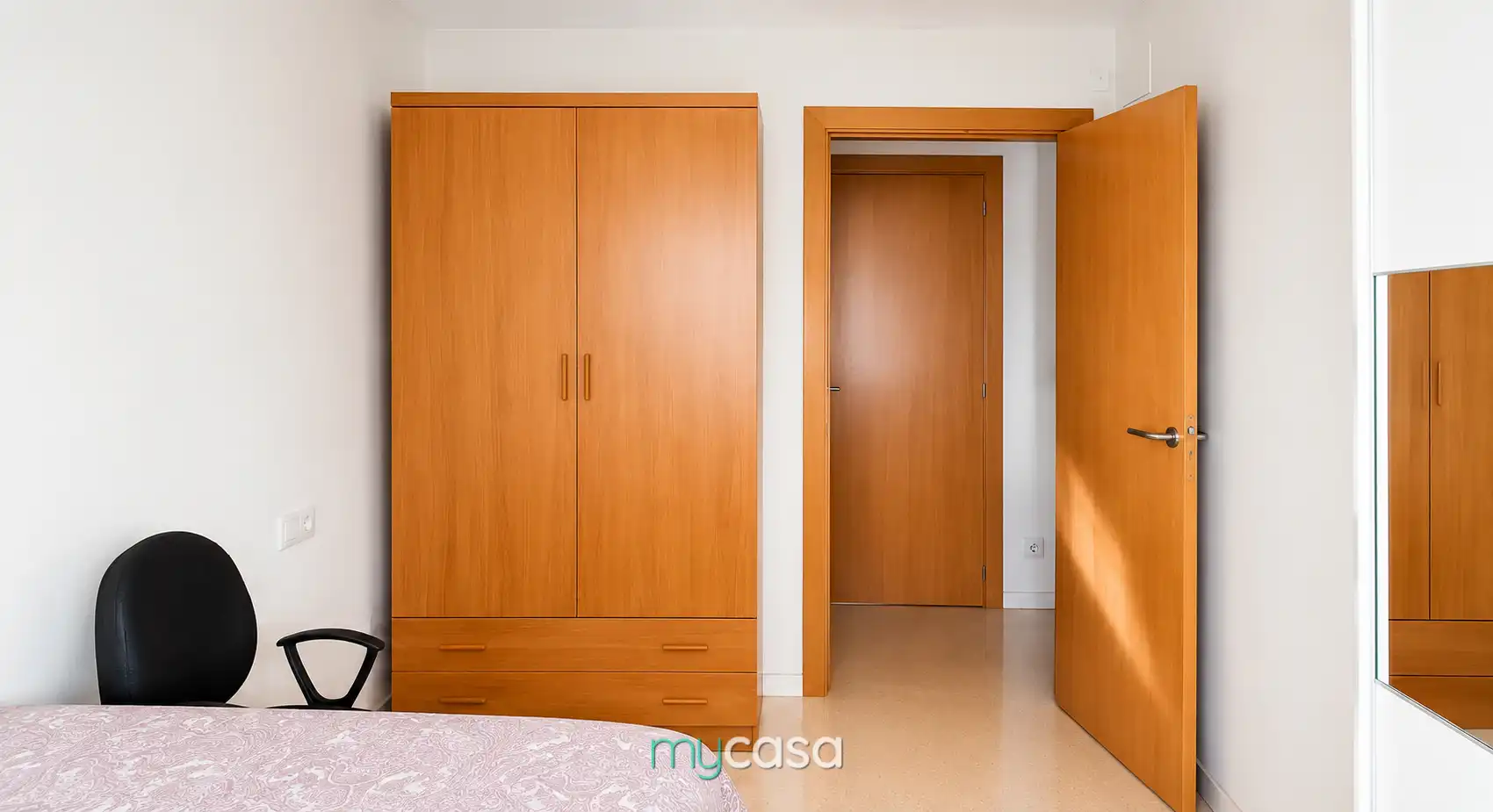 Habitación de Piso en venta en Badalona con Aire acondicionado, Trastero y Amueblado