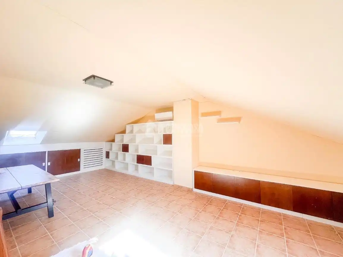 Detached homes for sale in Navalcarnero  with Heating and Community pool