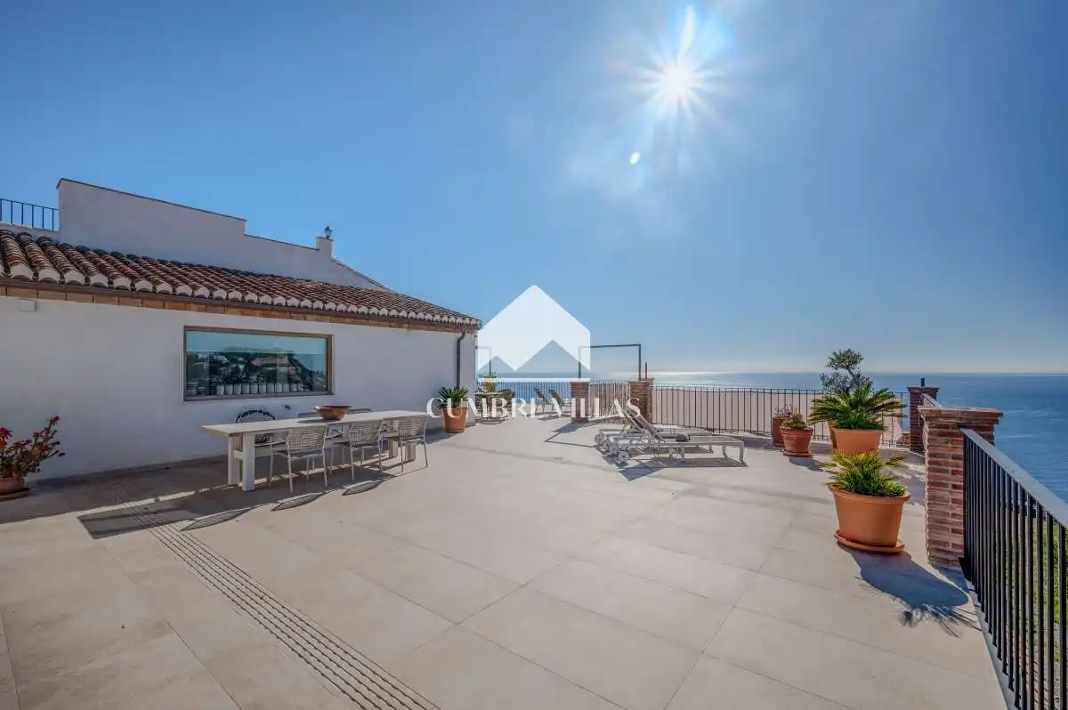 Terrace of Houses for sale in Almuñécar  with Private garden, Terrace and Storage room