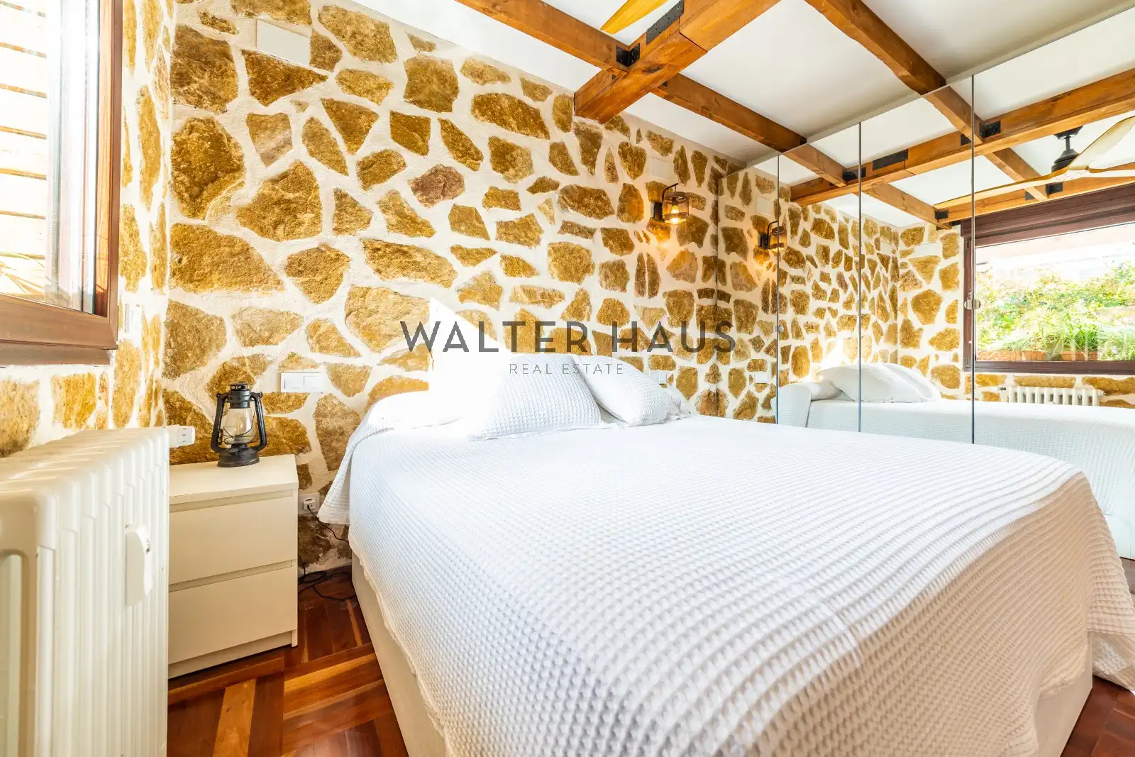Bedroom of Attic for sale in Madrid  with Air Conditioner, Heating and Terrace
