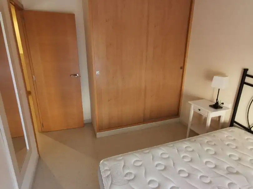 Bedroom of Flat for rent in Valencia  with Air Conditioner, Heating and Storage room