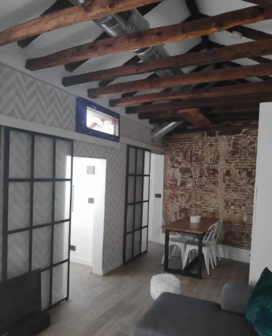 Apartamento de alquiler en Palacio