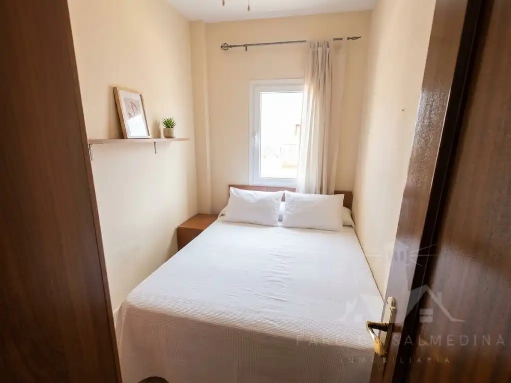 Habitación de Apartamento en venta en Playa de la Regla