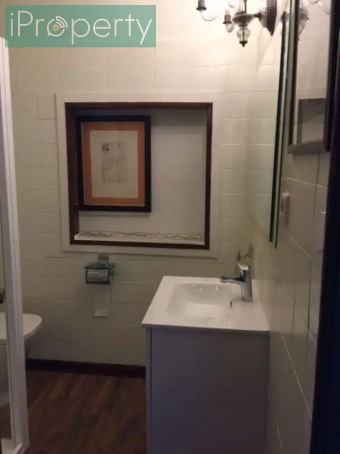 Baño de Finca rústica en venta en El Vendrell con Aire acondicionado, Calefacción y Jardín privado