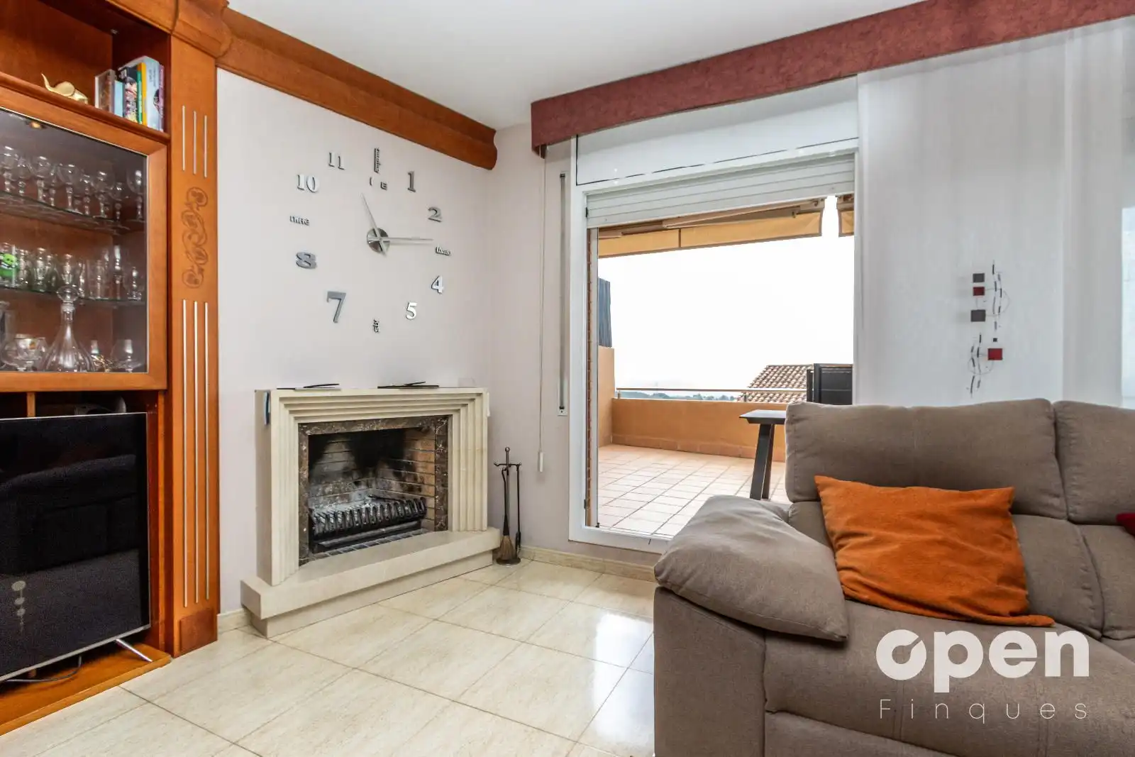 Sala d'estar de Casa o xalet en venda en Ullastrell amb Aire condicionat, Calefacció i Parquet