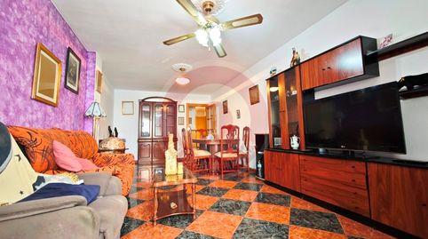Foto 3 de Piso en venta en Calle Canalejas, 26, Centro Ciudad - El Carmen, Vélez-Málaga