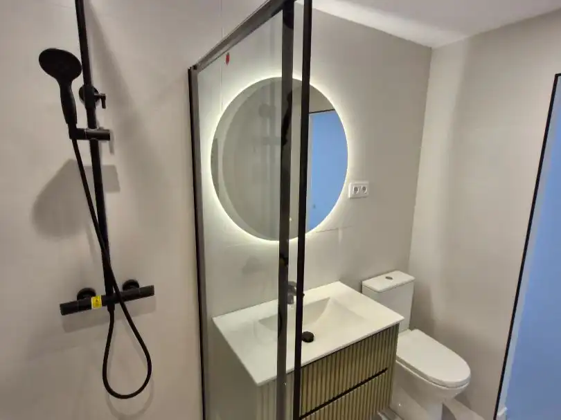 Bathroom of Flat for sale in Veredillas