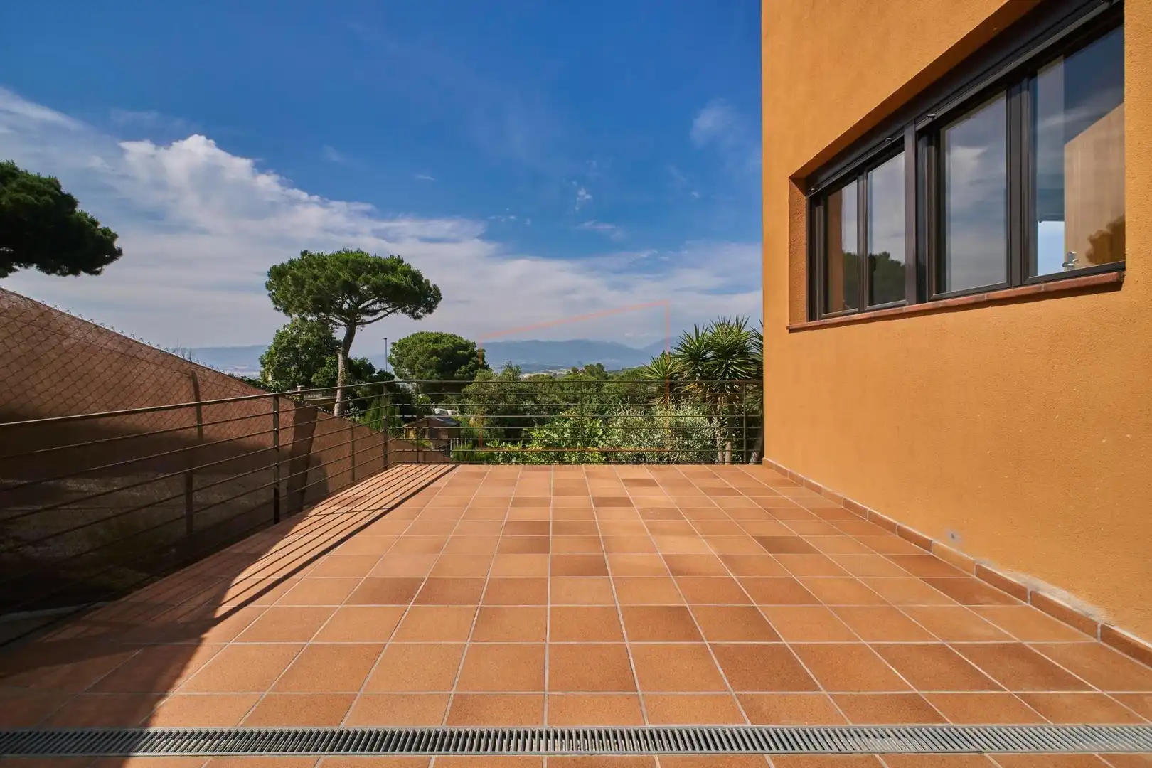 Terrassa de Casa o xalet en venda en Vilanova del Vallès amb Jardí privat, Terrassa i Piscina