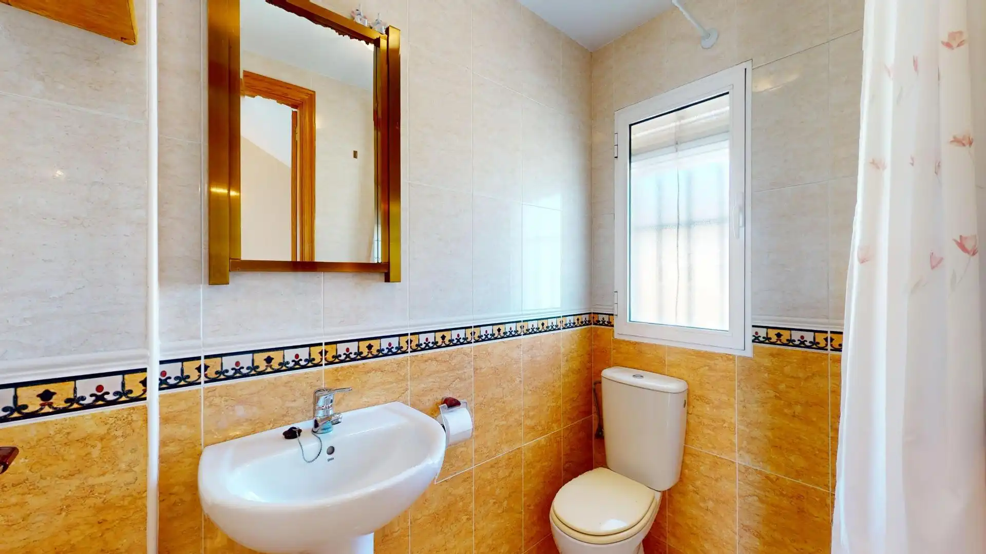 Casa con terraza en venta en Calle NAVALCARNERO, imagen 35
