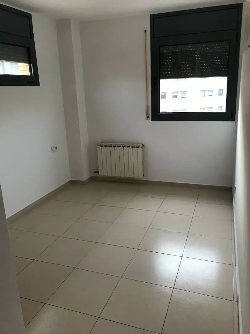 Piso en venta en Sant Joan Despí con Aire acondicionado, Calefacción y Horno