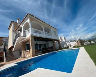 Piscina de Casa o xalet en venda en Torrox amb Aire condicionat, Terrassa i Piscina